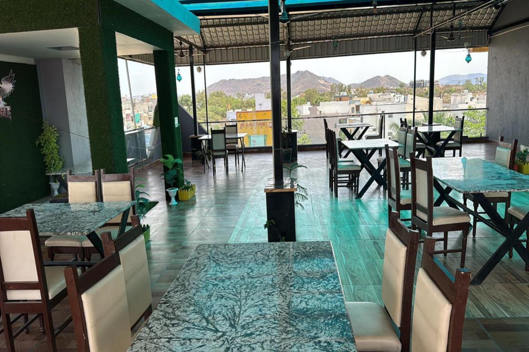 Hotel Eagle Inn Ουνταϊπούρ Εξωτερικό φωτογραφία