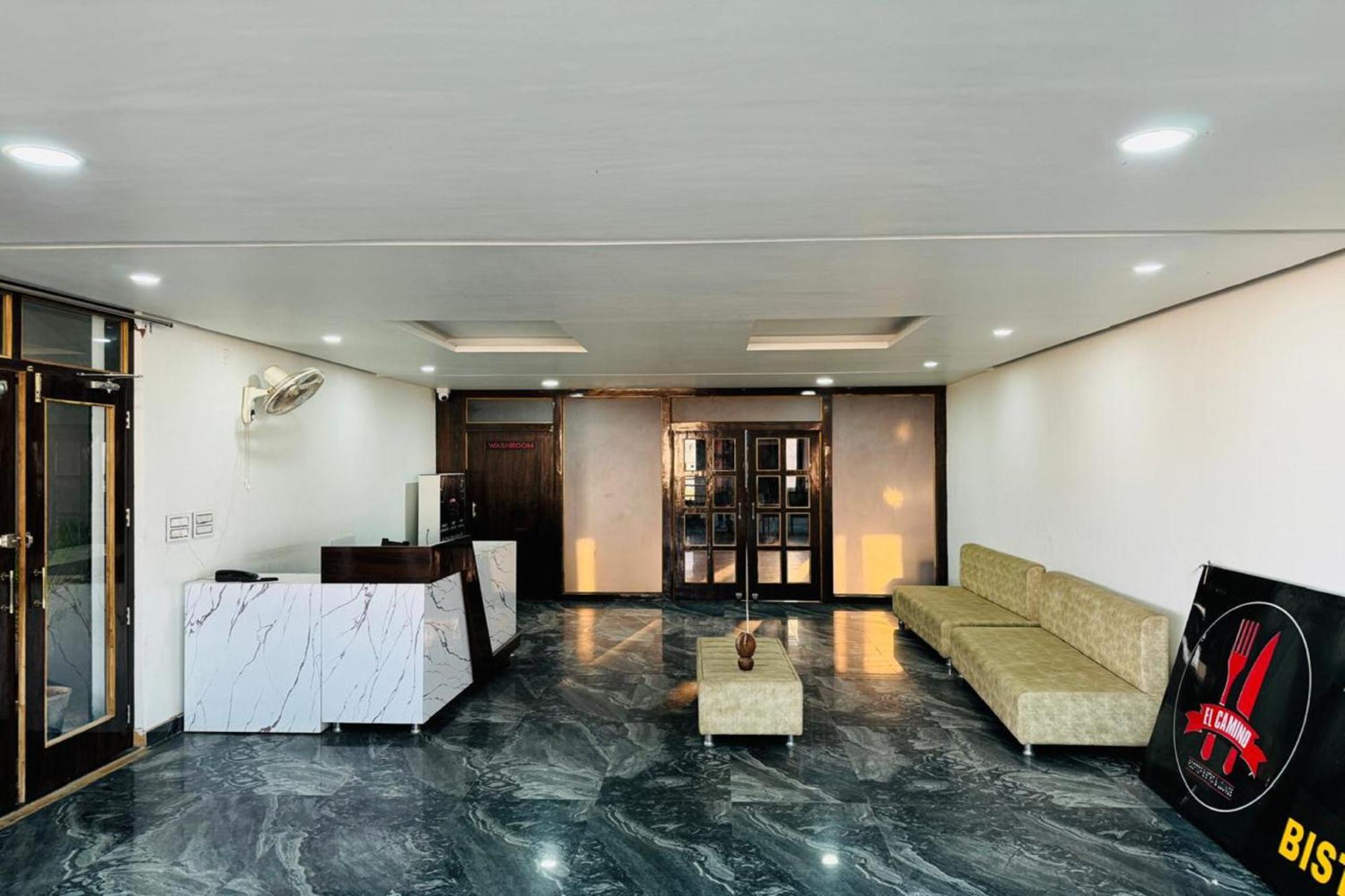 Hotel Eagle Inn Ουνταϊπούρ Εξωτερικό φωτογραφία