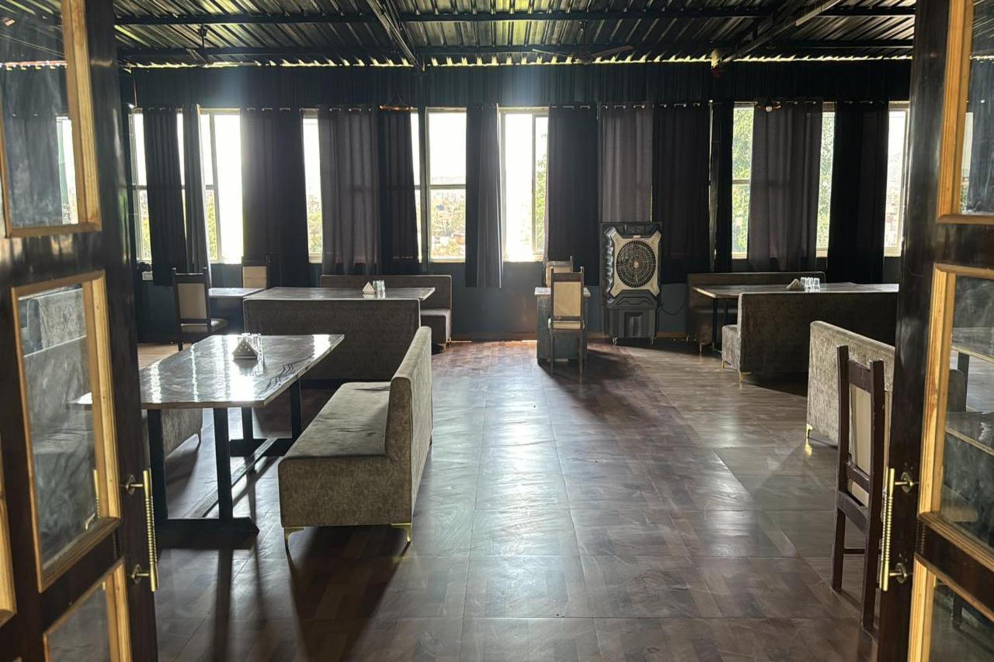 Hotel Eagle Inn Ουνταϊπούρ Εξωτερικό φωτογραφία