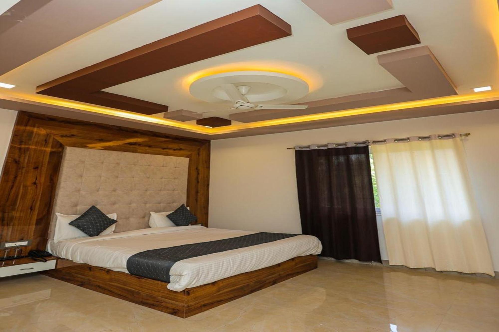 Hotel Eagle Inn Ουνταϊπούρ Εξωτερικό φωτογραφία
