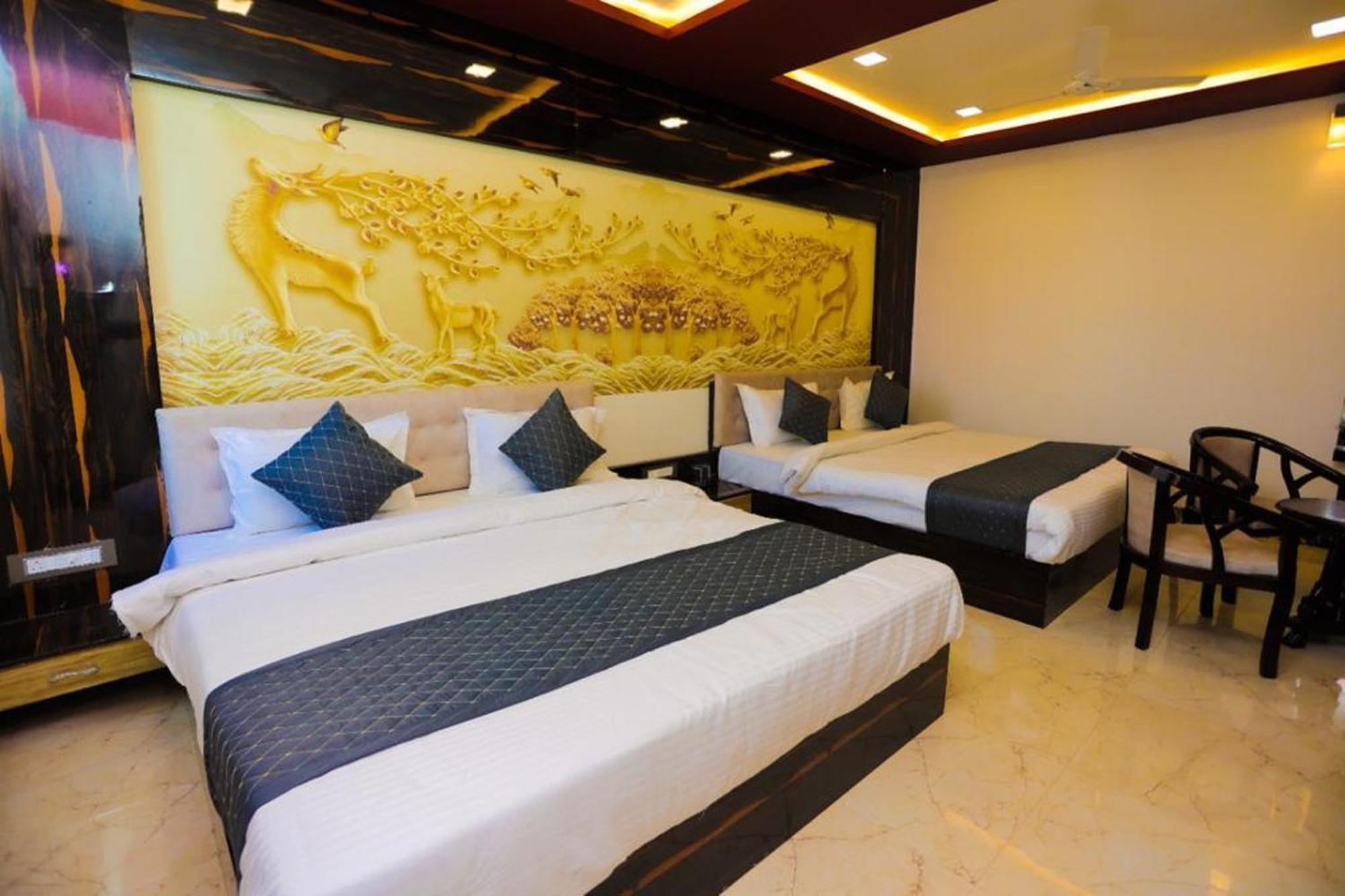 Hotel Eagle Inn Ουνταϊπούρ Εξωτερικό φωτογραφία