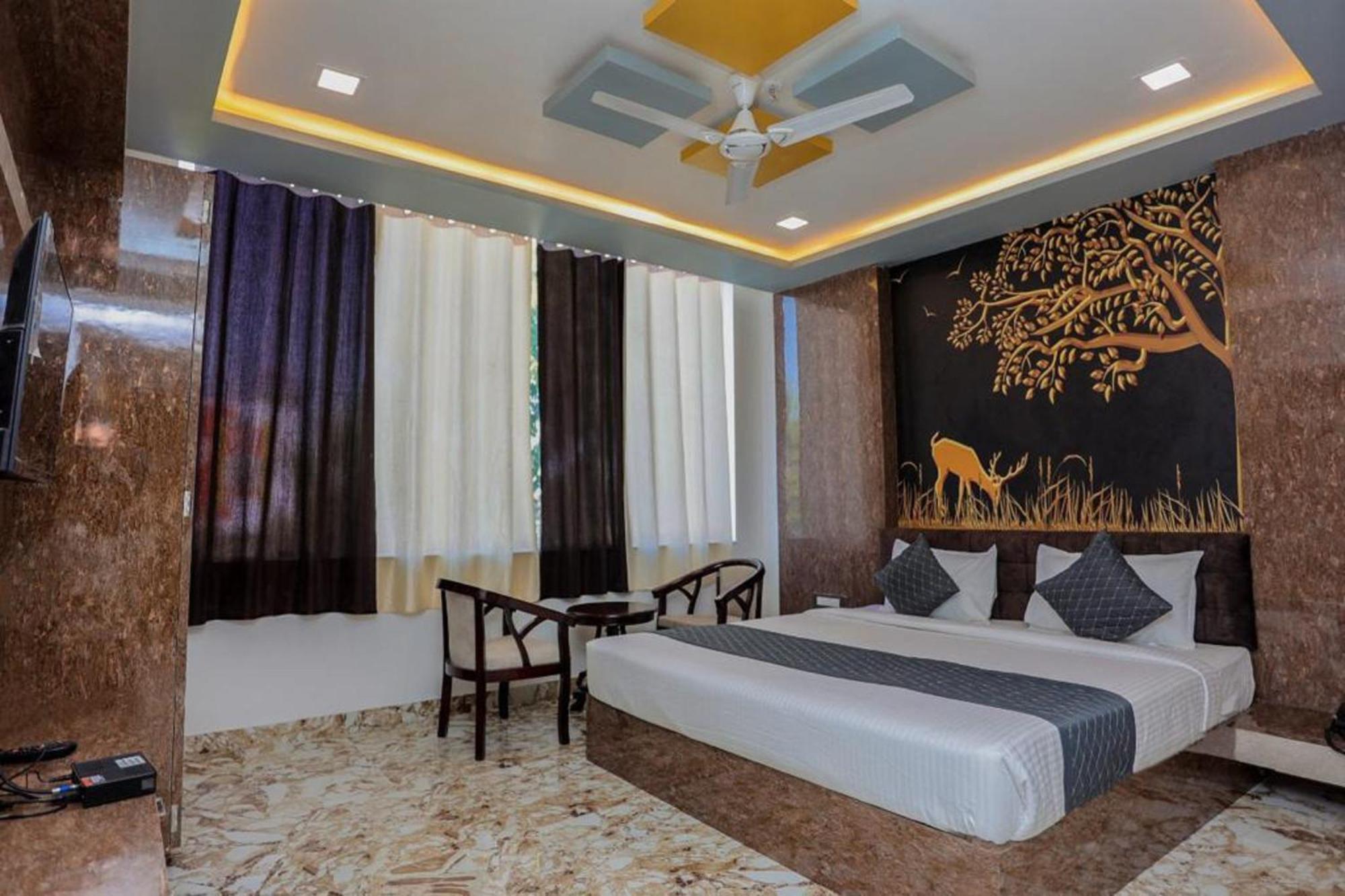 Hotel Eagle Inn Ουνταϊπούρ Εξωτερικό φωτογραφία