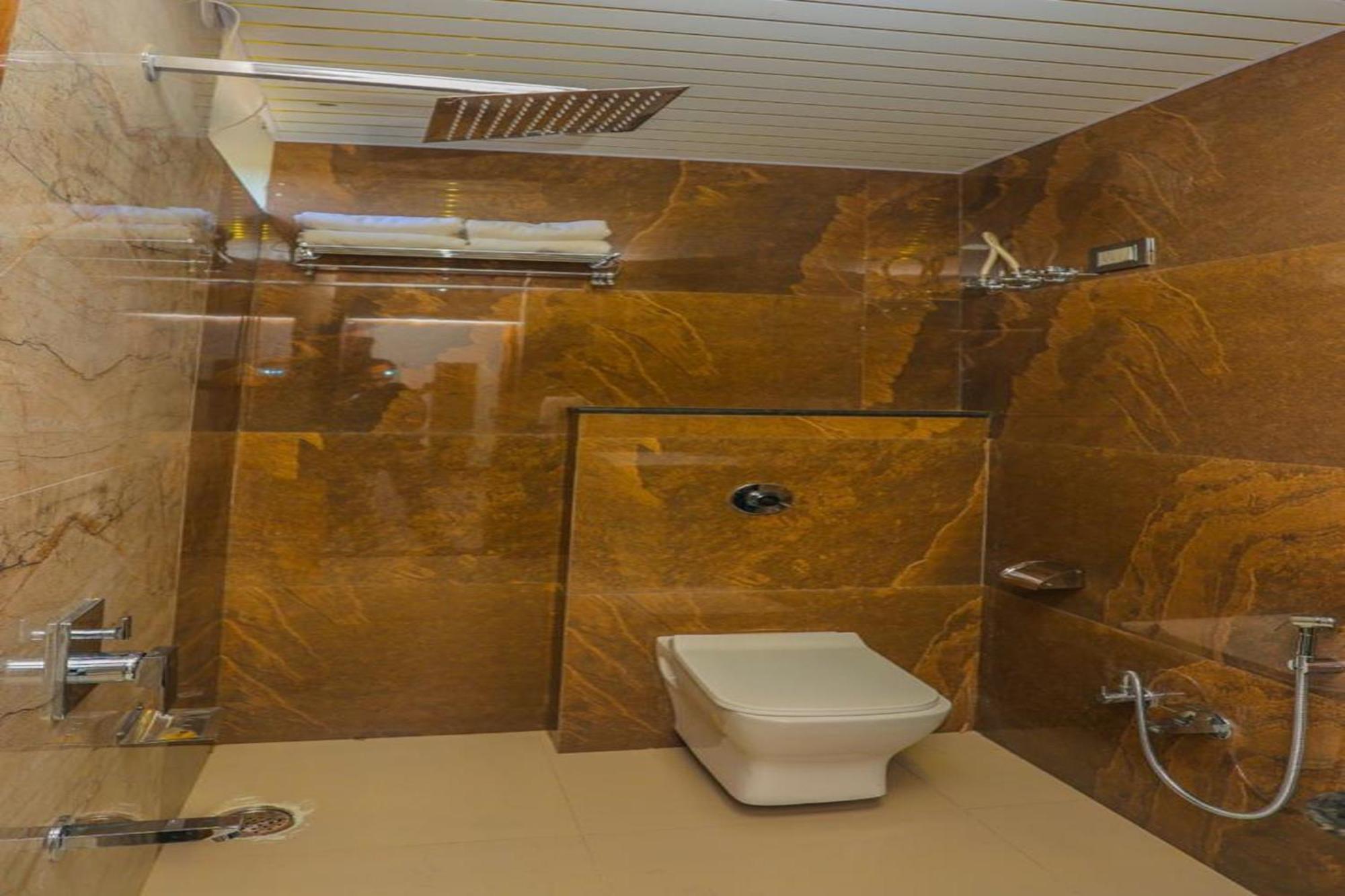 Hotel Eagle Inn Ουνταϊπούρ Εξωτερικό φωτογραφία